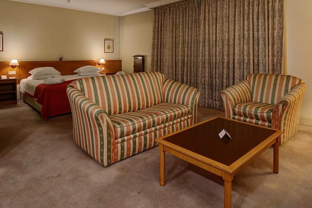 Vip Executive Suites Do Marques Hotel Lisbon