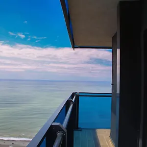 Orbi Twin Towers With Sea View באטומי